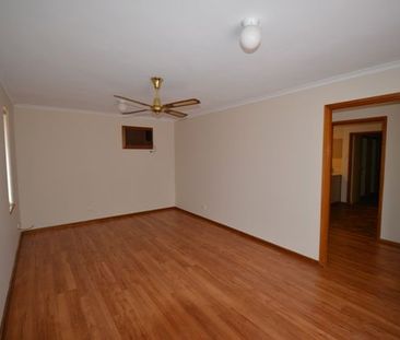 Family Home on the West side - Photo 1