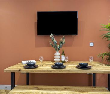 1 bedroom in a house share to rent - Photo 1