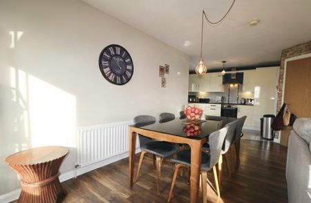 10 Woodland Grove, Ballymena, BT43 6AS - Photo 4