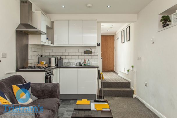 1 bed Studio for Rent - Photo 1