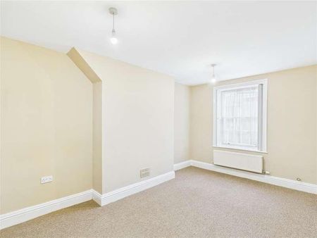 Suffolk Square, Cheltenham, GL50 - Photo 2