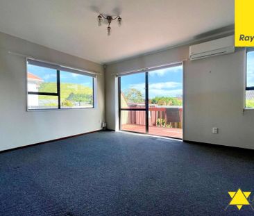 Two Bedroom Unit in Panmure - Photo 2