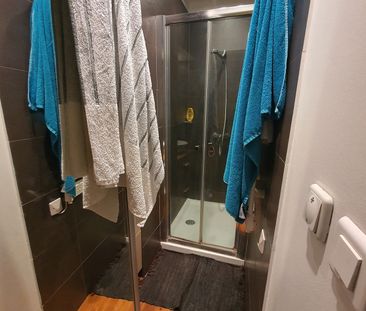 Location Appartement 2 pièces 49m² MARSEILLE 6ème - Photo 2