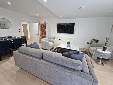 2 bedroom apartment to rent - Photo 2