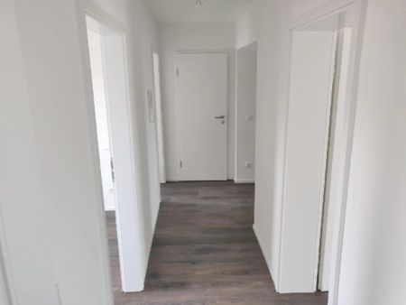 O264W6 Sanierte 2-Raum-Wohnung mit Balkon in Innenstadt - Foto 5