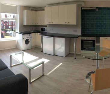 1 bedroom flat to rent - Photo 4