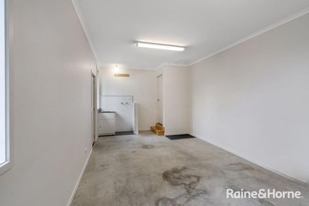 Private Townhouse, Brilliant Location! - Photo 5