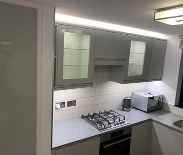 1 Bed Flat, West Hampstead, NW6 - Photo 4