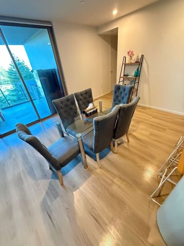 Broadbeach - Photo 2