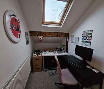 2 bedroom terraced house to rent - Photo 6