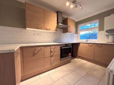 2 bedroom apartment to rent - Photo 5