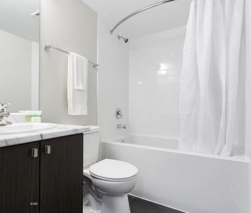 Private Basic - 561 Sherbourne - Photo 3