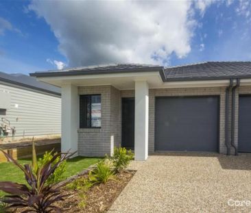 Cozy 3 Bedroom Duplex! - Photo 1