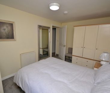 2 bed Ground Floor Flat for Rent - Photo 4