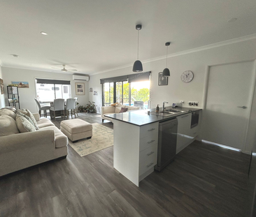 Fully Furnished Family Home with Pool 6 Month Lease only Pets Welcome - Photo 3