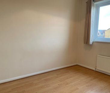 2 bedroom semi-detached house to rent - Photo 5