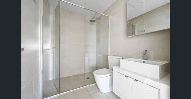 Modern Comfort & Convenience in Central Box Hill - Photo 1