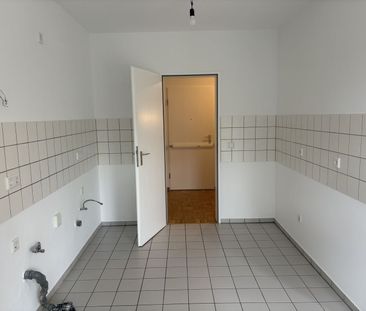 Exklusive 2-Zimmer-Wohnung mit Balkon und TG-Platz inklusive. - Photo 4