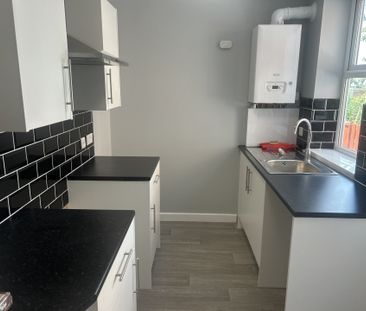 ChapelStreet, Eastwood, NOTTINGHAM - Photo 1