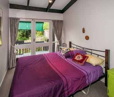 Modern Birkdale Home with Outdoor Space - Photo 3