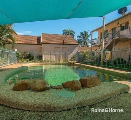 2 Bedroom Unit available now - Photo 1