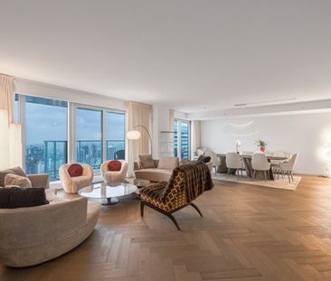 1480 Howe Street condo — Vancouver, BC (3-Bedroom) - 3 Bedroom - Photo 2