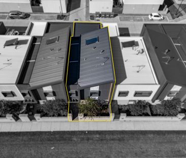 Stylish Slattery - Photo 2