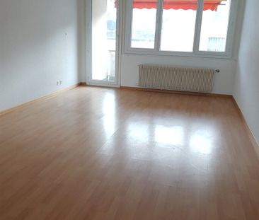 Apartment with mountain view - Photo 4