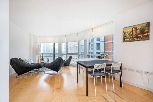 Fairmont Avenue, Canary Wharf, E14 - Photo 1