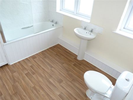 High Street, Williton, Taunton, Somerset, TA4 - Photo 5