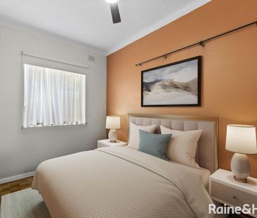 Gorgeous, Elevated, Updated Unit In This Ultra Convenient Location - Photo 4