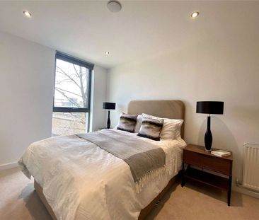 Rent at Thames Quarter - in the heart of Reading's town centre. Ben... - Photo 3