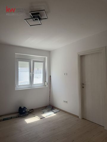 Studio/Γκαρσονιέρα για ενοικίαση Κάτω Αμφιάλη (Κερατσίνι) - Photo 4