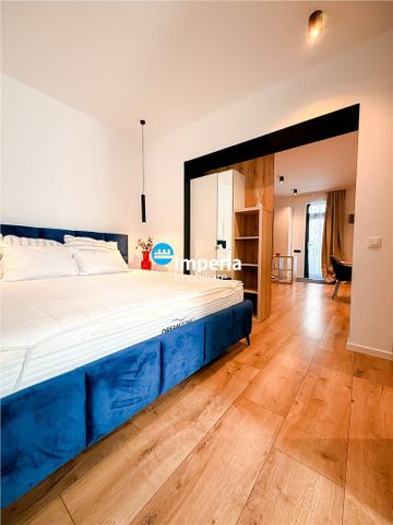 Apartament 2 cam, open space, de inchiriat zona Copou - Fotografie 5