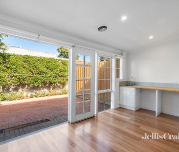22 Luxton Rd, South Yarra - Photo 2