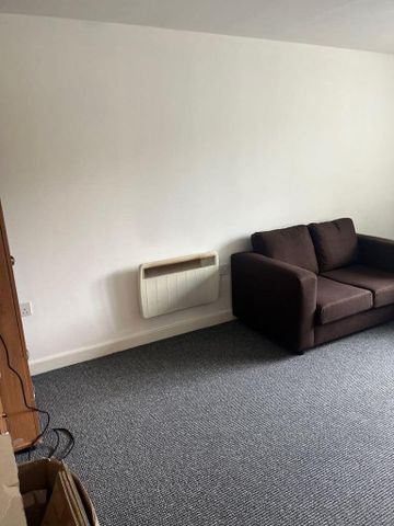 2 bedroom apartment to rent - Photo 2