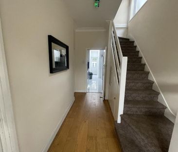 1 bedroom in a house share to rent - Photo 6