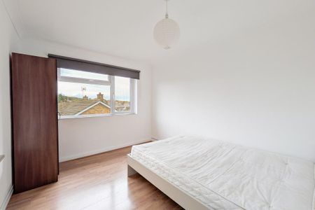 5 bedroom terraced house to rent - Photo 4