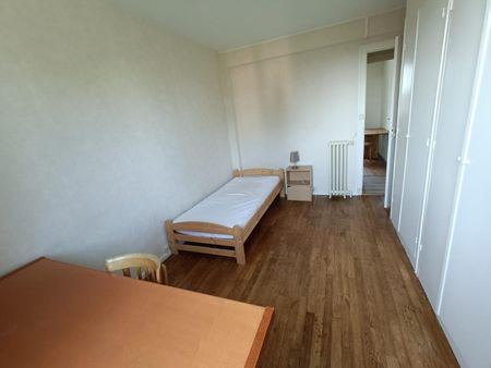 Location Appartement 4 pièces 64m² ANGERS 49100 - Photo 2