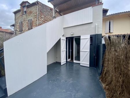 A VILLENEUVE SUR LOT, RIVE GAUCHE APPARTEMENT EN REZ-DE-CHA - Photo 4