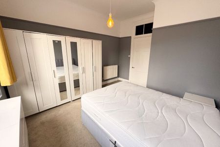 1 Bed, First Floor Flat - Photo 3