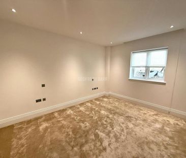 3 bedroom apartment to rent - Photo 4