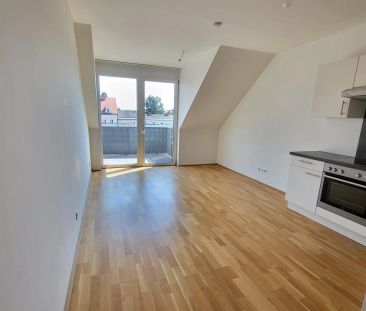 Moderne 2-Zimmer Wohnung mit Balkon -Top Floor Apartment- Ab sofort - Photo 5