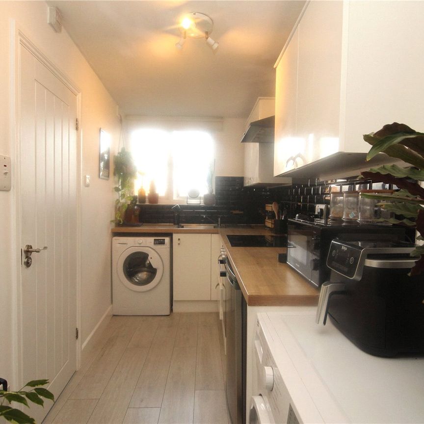 Norwood Road, London, SE27 9DL - Photo 1