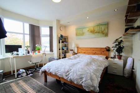 5 bedroom end of terrace house to rent - Photo 5