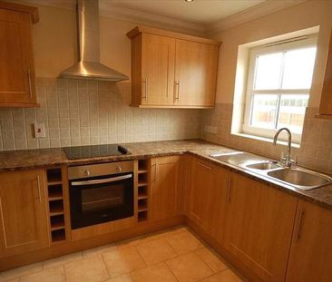 3 bedroom semi-detached house to rent - Photo 1