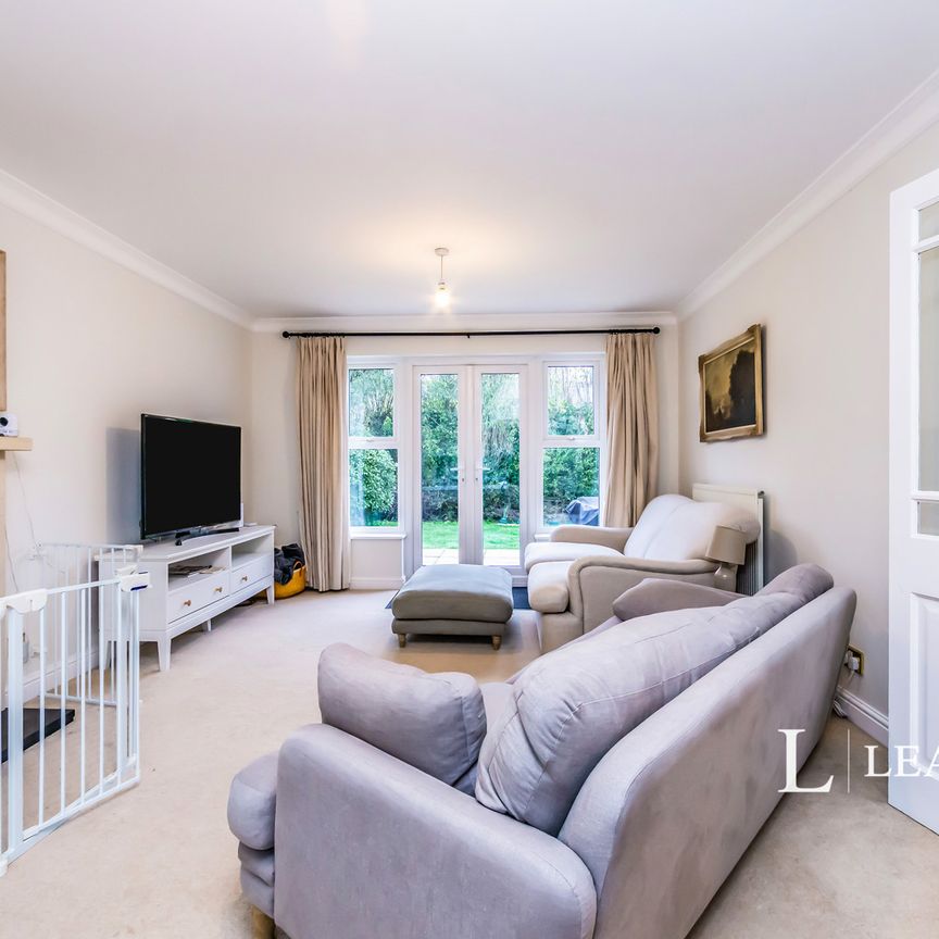 5 bedroom house to rent Hyders Forge, Long Mill Lane, Plaxtol, Sevenoaks, TN15 - Photo 1