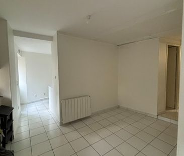 Location Appartement 2 pièces 49m² BEAUNE 21200 - Photo 2
