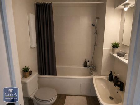 Location Appartement 1 pièce 36m² CHOLET 49300 - Photo 5