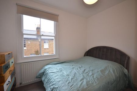 2 bedroom House To Let - Photo 4